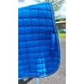 Tapis bleu