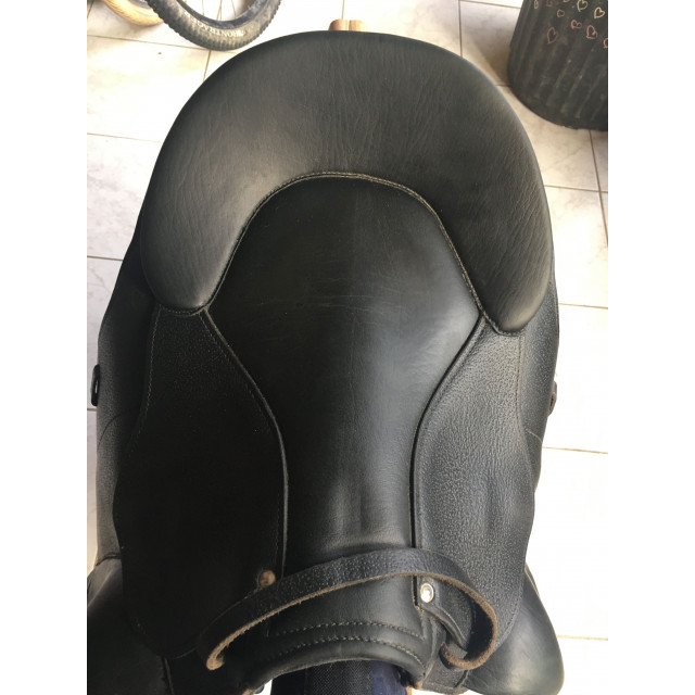 Selle dressage enfant