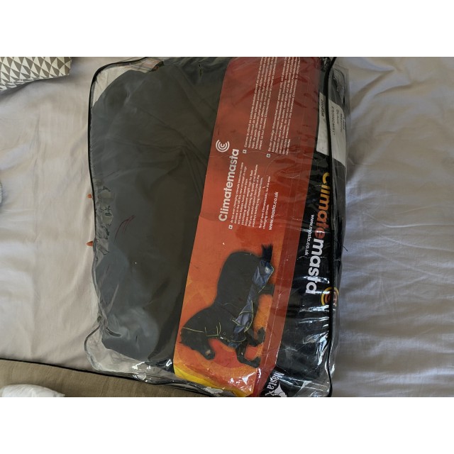 Sous couverture Masta noire 200g