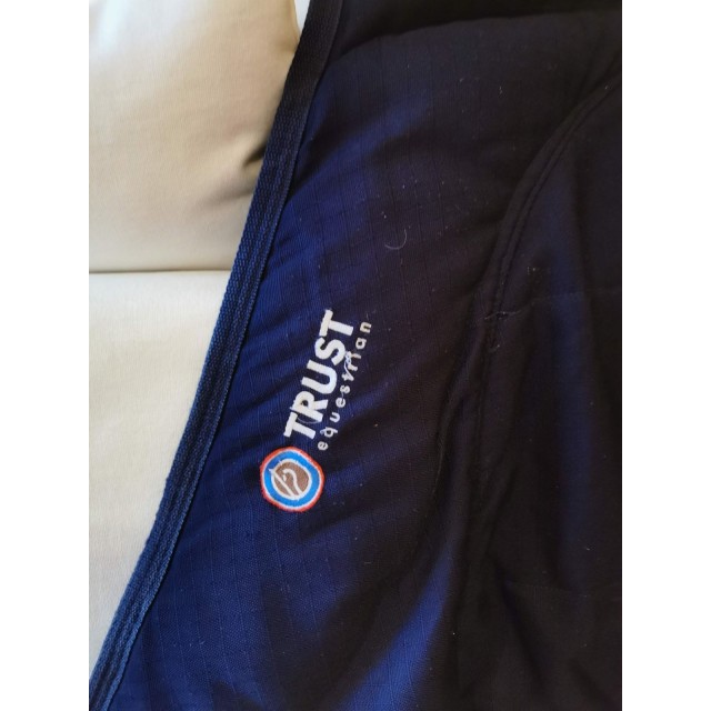 Couverture 400g TrustEquestrian bleue marine