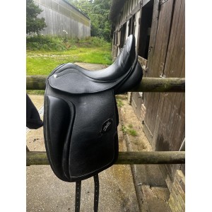 Selle de dressage Zaldi 17’’