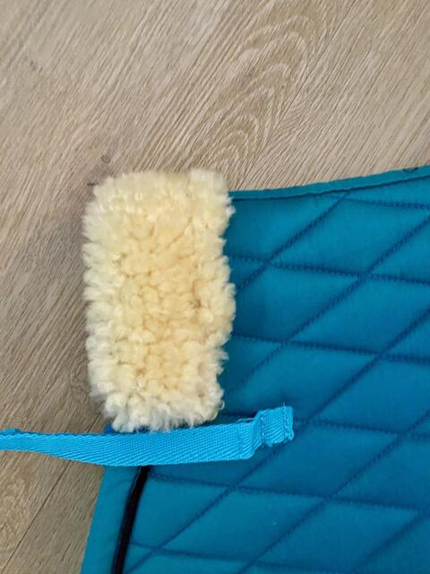 Tapis de selle HV Polo avec mouton