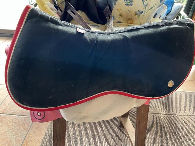 Amortisseur Ogilvy noir et rouge