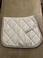 Tapis beige HFI