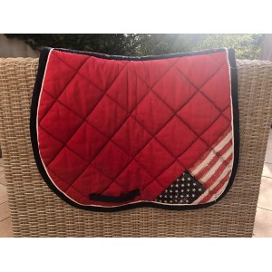 Tapis Chabraque rouge avec drapeau USA