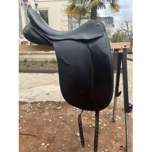 Selle de dressage Euroriding 17,5" très bon état
