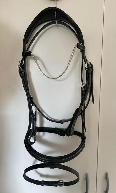 filet en cuir noir