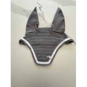 bonnet silver crown