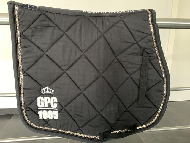 Tapis noir HV Polo