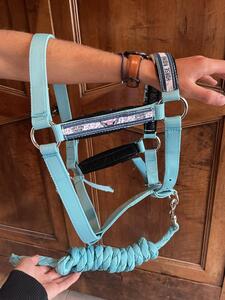 Licol bleu Fouganza taille cheval