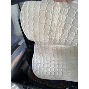 Tapis blanc equiline