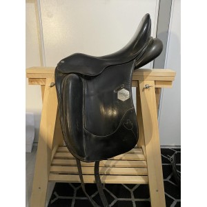 Selle de dressage