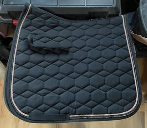Tapis dressage HKM SPORT