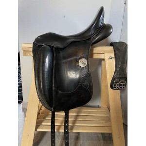 Selle de dressage