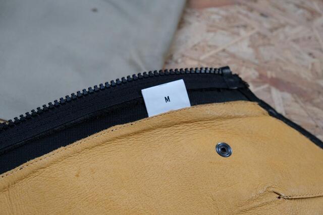 Chaps TdeT noires taille M