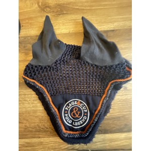 Bonnet Flags and Cup