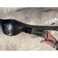 Sangle bavette en cuir