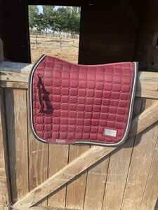 Tapis Equito Bordeaux