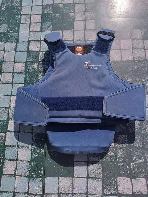 Gilet de cross bleu