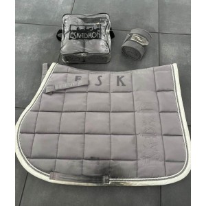 Ensemble tapis et bandes Eskadron