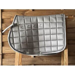 tapis gris