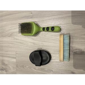 lots 3 brosses