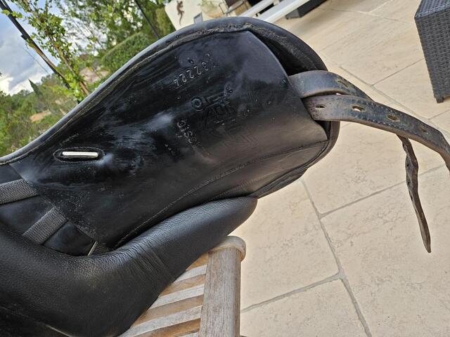Selle de dressage Zaldi Classic T 18