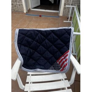 Tapis bleu marque Fouganza