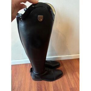 Botte en cuir TUCCI taille 40