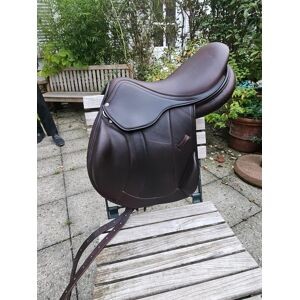Selle RS Line Monoquartier marron 17.5