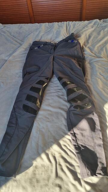 Pantalon Montar 36