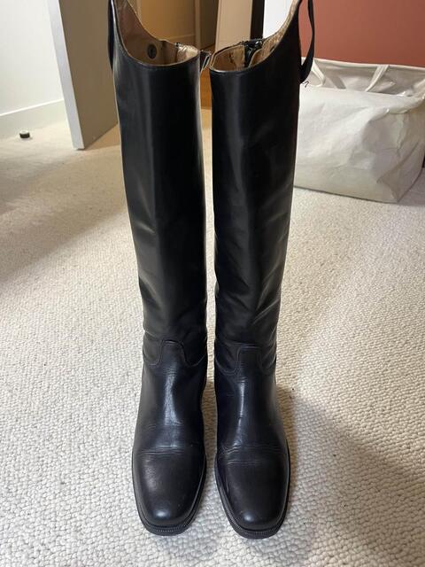 Bottes cuir noir