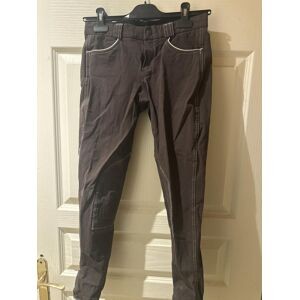Pantalon komutekir